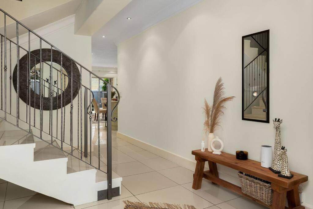 The Tram Home Stay Franschhoek Exterior foto