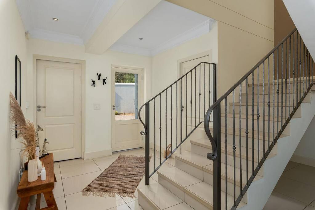 The Tram Home Stay Franschhoek Exterior foto